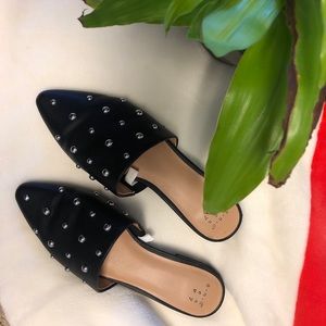 Studded mules / flats